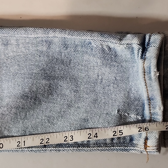 Zara Denim Jeans in Light Blue - Picture 6 of 7